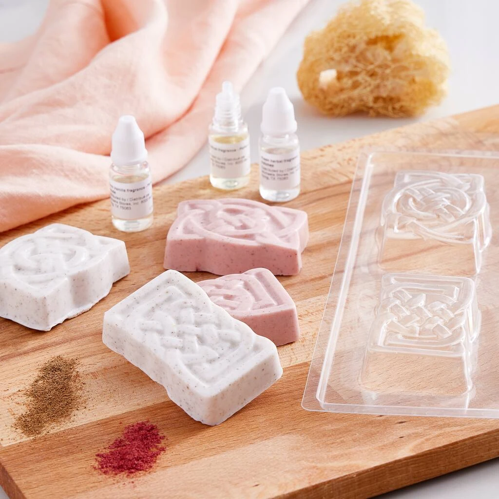 Top 10 ✔️ 8 Pack: Botanical Soap Making Kit by ArtMinds™ ⌛ - Image 3