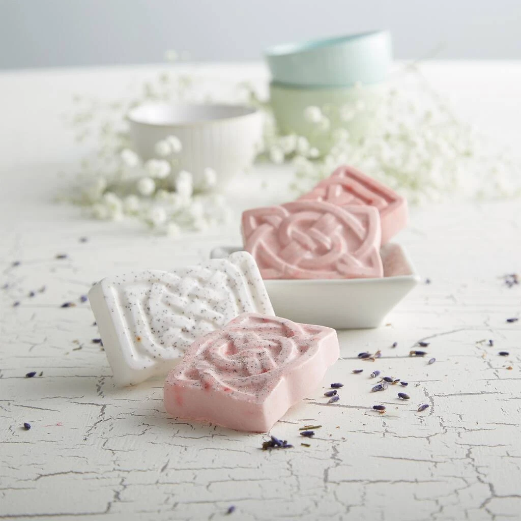 Top 10 ✔️ 8 Pack: Botanical Soap Making Kit by ArtMinds™ ⌛ - Image 4
